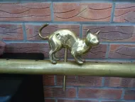 CAT (PLAIN, ARCHED BACK) TILLER PIN